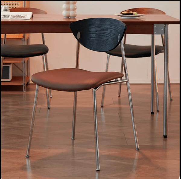 Móveis de Design para Sala de Jantar Nórdica Cadeiras de Couro Modernas Luxuosas com Pernas de Metal Cadeira de Jantar de Madeira