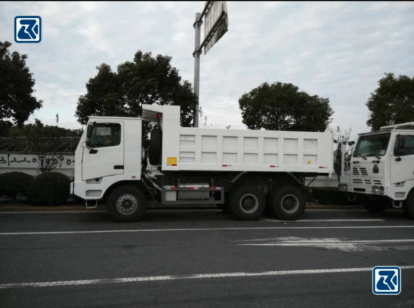 Sinotruk HOWO LHD/Rhd Original 6X4 10 Rodas 20-25 Cbm 30-35ton 336/371HP Caminhão Basculante Caminhão Tipper Dumper Camion para Construção Terraplenagem África - Imagem 4