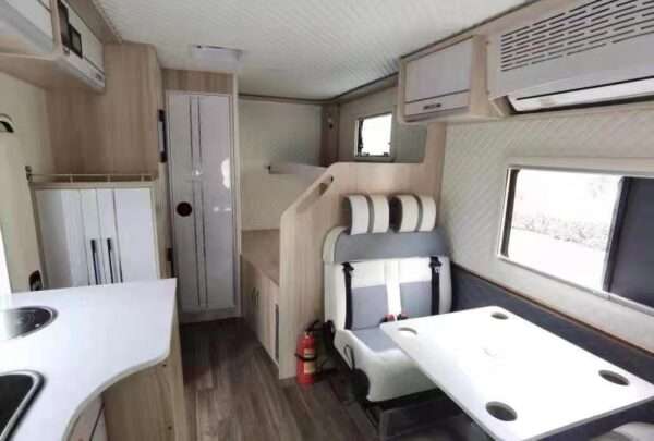 Caminhão de motorhome HOWO 4×2 - Imagem 10