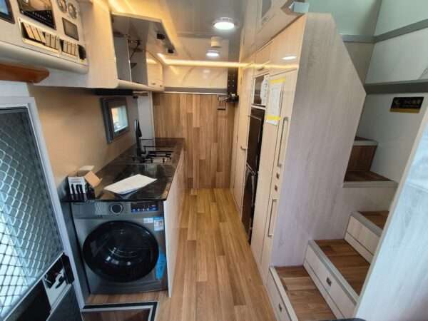Caminhão de motorhome HOWO 4×2 - Imagem 19