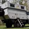 4X4 caminhão pesado off-road HOWO Man design de luxo RV motorhome com tenda elevável