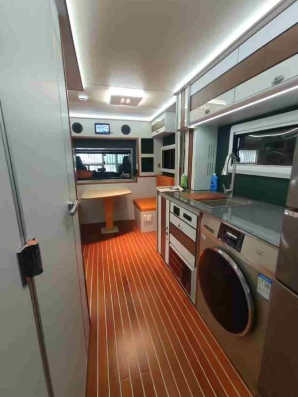4X4 caminhão pesado off-road HOWO Man design de luxo RV motorhome com tenda elevável - Imagem 10