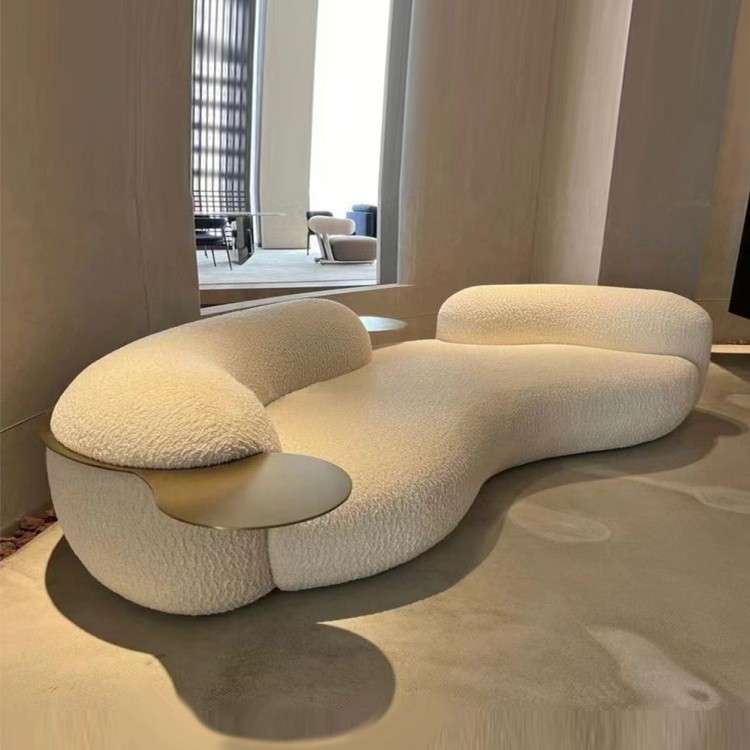 Sofá Curvo de Design Nórdico Criativo em Veludo Cordeiro Premium, Estilo Moderno Minimalista para Sala de Estar - Imagem 5