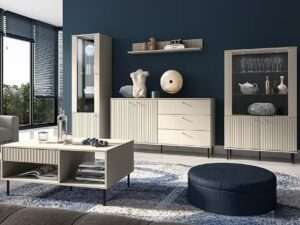 Destaques principais Materiais Ecologicamente Corretos: Melamina, papel e pintura NC ecológicos garantem espaços de vida sustentáveis e seguros. Design Moderno: Aparência moderna e elegante adiciona charme e sofisticação à sua casa. Construção Durável: Construído para durar com opções de espessura de placa de 9mm a 25mm. Espaçoso e prático: o design aberto oferece eficiência de espaço e apelo de decoração. Opções Personalizáveis: Escolha entre vários tamanhos, cores e materiais para atender às suas necessidades. Sobre este fornecedor Temos uma linha de produção completa, múltiplas colaborações profundas com clientes no exterior e as condições inerentes para fazer OEM para a marca. Seremos seu parceiro de desenvolvimento a longo prazo. Adicionamos conforto e elegância aos seus espaços com designs de qualidade e estéticos. Produzimos móveis funcionais e atraentes, oferecendo soluções específicas para as suas necessidades. Com nossas modernas técnicas de produção e equipe especializada, projetamos cada detalhe meticulosamente Transformamos os móveis dos seus sonhos em realidade com as nossas coleções que se adequam a todos os gostos e necessidades. Inspiramos os seus espaços com os nossos designs duradouros, resistentes e intemporais. A nossa dedicação à produção sustentável e responsável é demonstrada pelas nossas certificações FSC e BSCI, reforçando o nosso compromisso com o fornecimento ético e a responsabilidade social. Os produtos internacionais da ODA HOME alcançaram com sucesso mercados em mais de 20 países e regiões, incluindo EUA, Reino Unido, França, Itália, Austrália e Japão. Impulsionados pela inovação, excelência e satisfação do cliente, defendemos os princípios de negócios de preços competitivos, cronogramas de produção eficientes e excelente suporte pós-venda. Com mais de 100 funcionários qualificados e instalações de fabricação avançadas, nossa capacidade de produção chega a 40 contêineres por mês. Investimos consistentemente em tecnologias inovadoras e equipamentos modernos para garantir qualidade e acabamento excepcionais dos produtos. Estrategicamente localizados perto dos prósperos portos de Fuzhou e Xiamen, beneficiamos de um transporte eficiente e conveniente por mar, terra e ar, garantindo entregas pontuais e confiáveis aos nossos clientes internacionais.